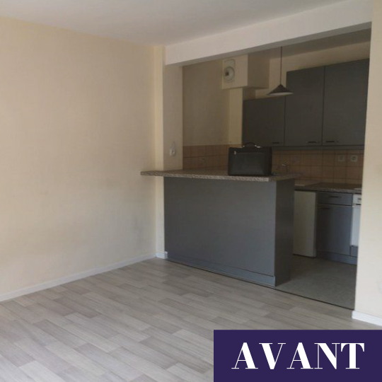 Salon T2 meublé Saverne avant travaux